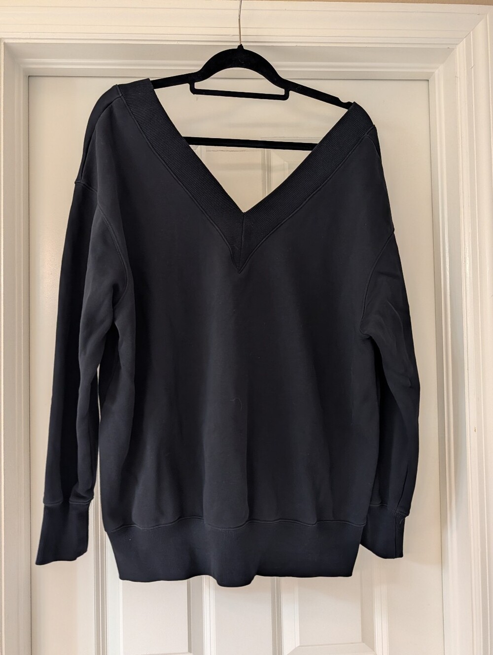 Nike V-neck Off The Shoulder Black Oversized Sweatshirt Size Medium